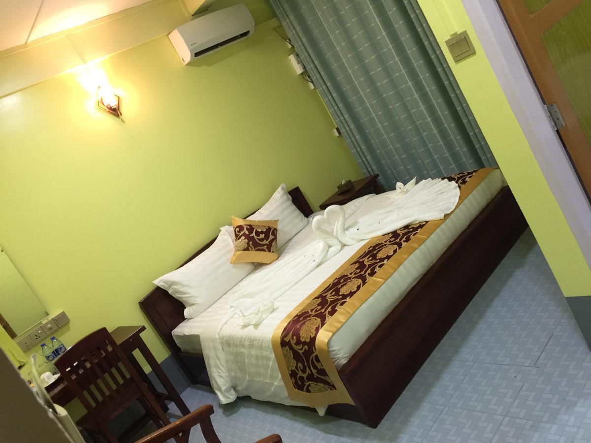 Golden Gum-Kino Hotel Mandalay Extérieur photo